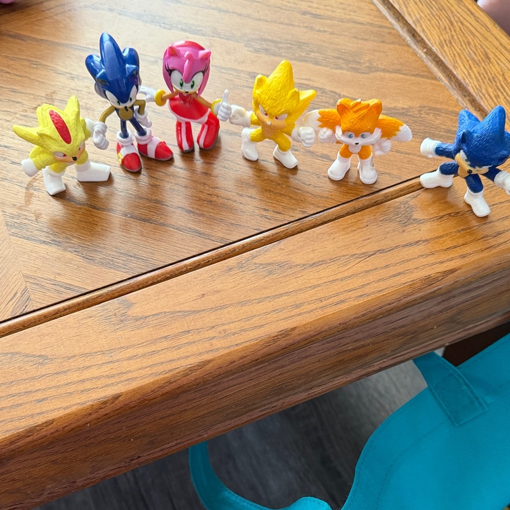Sonic‎ Colourful Cartoon Character Figurines Set